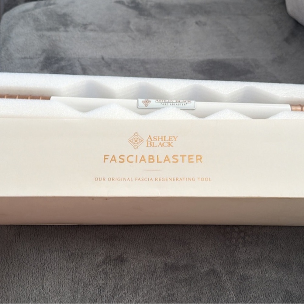 Ashley Black FasciaBlaster Tool